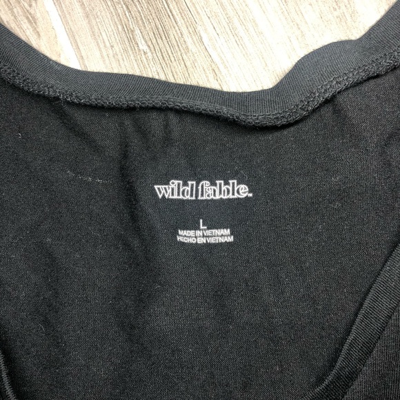 Crop top - Picture 3 of 3